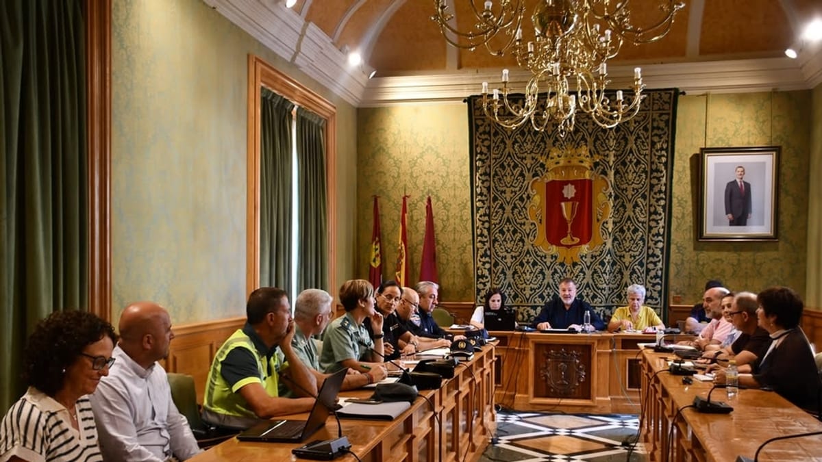 Sesión de la Junta Local de Seguridad de Cuenca en el salón de plenos municipal