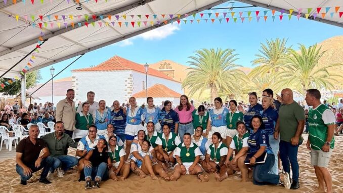 La lucha canaria cierra las Fiestas de la Peña 2026 en Fuerteventura Competición de lucha canaria durante las Fiestas de la Peña 2026 en La Vega de Río Palmas, Fuerteventura