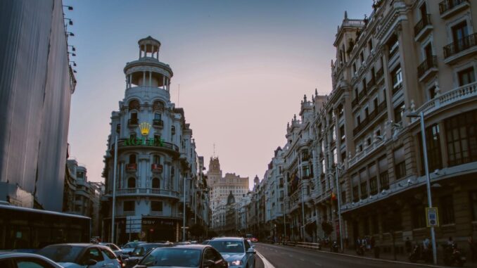 Madrid acerca la tecnología de la Fórmula 1 a los ciudadanos con el Madring Tech Summit 2026 Madring Tech Summit 2026: Real Casa de Correos con exposición de tecnología de Fórmula 1 y simuladores interactivos