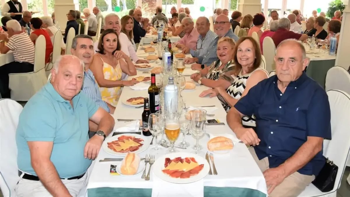 Comida de convivencia de los mayores de Villaviciosa de Odón en el inicio de las Fiestas 2026