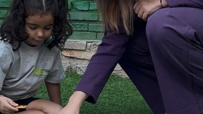Marca el inicio de curso con apertura regional en el CEIP Nicolás de las Peña... Acto de apertura regional del curso escolar en el CEIP Nicolás de las Peñas con la presencia del presidente López Miras