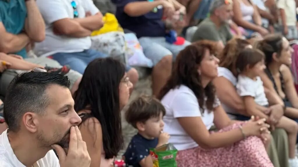 Espectáculo de circo Playtime con acróbatas y artistas en la Casa del Rey de Arganda del Rey durante las Fiestas Patronales 2026
