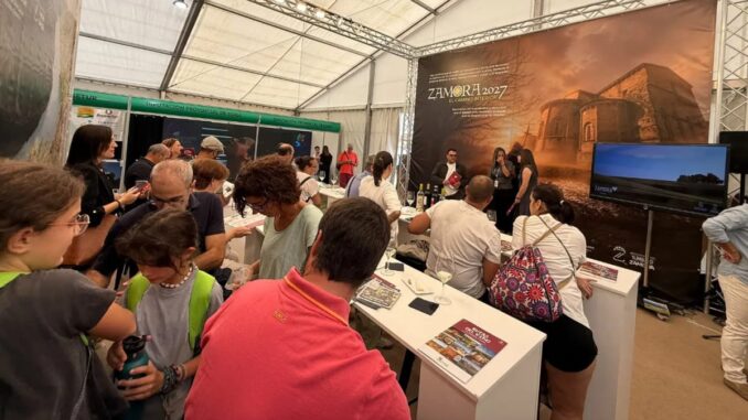 Las Rutas del Vino de Zamora presentan su oferta enoturística en NATURCYL 2026 Presentación de las Rutas del Vino de Zamora en NATURCYL 2026 del Patronato de Turismo de la Diputación de Zamora