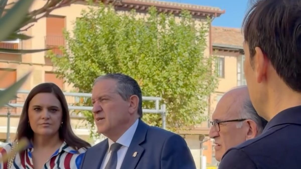 Firma del protocolo de modernización del sistema de abastecimiento de agua potable de Toro entre representantes de la Diputación de Zamora, Junta de Castilla y León y Ayuntamiento