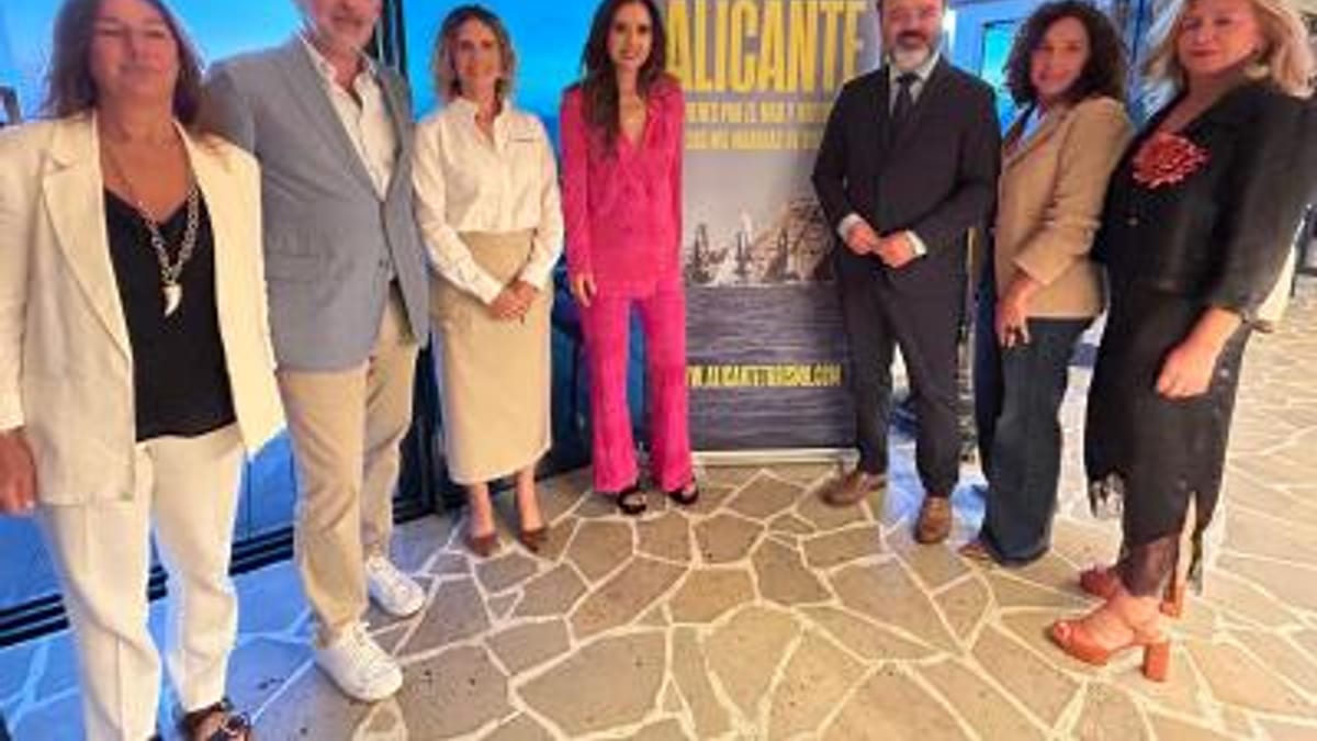 Acción promocional de Alicante en Cascais organizada por Turisme Comunitat Valenciana y el Patronato Municipal de Turismo y Playas
