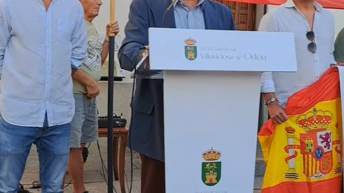 Manifestación de solidaridad de Villaviciosa de Odón con Ceuta