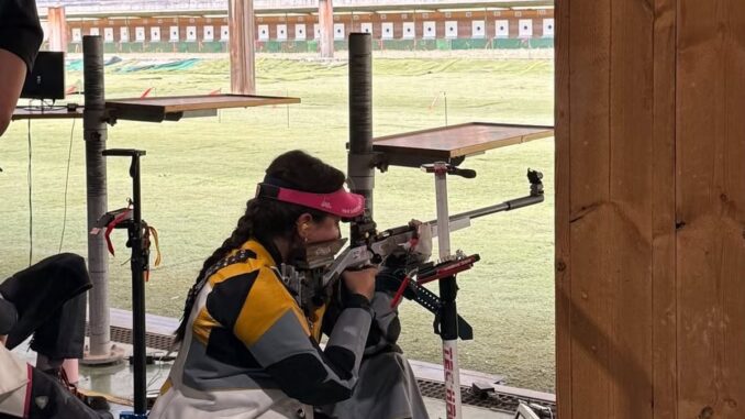 Marta Pascual, doble subcampeona de España en Armas Olímpicas Marta Pascual, tiradora de Colmenar Viejo, doble subcampeona de España en Armas Olímpicas