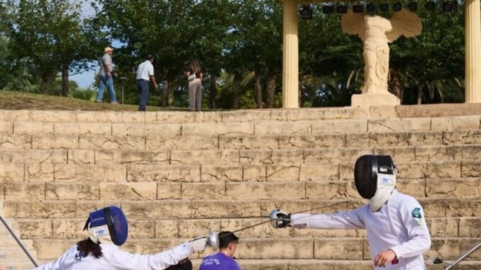 Torrejón de Ardoz cierra la 11ª Semana Europea del Deporte Actividad de esgrima en evento deportivo de la Semana Europea del Deporte en Torrejón de Ardoz